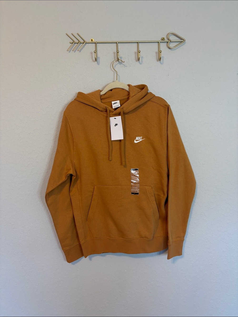 Nike Sportswear Club Fleece Pullover Hoodie Tan Brown Size Small NWT